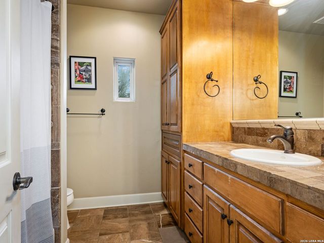 222 Farne Castle, Shavano Park, TX 78249