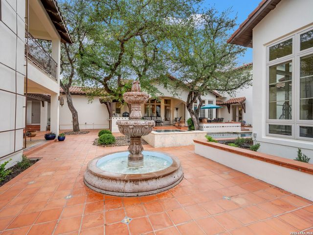 222 Farne Castle, Shavano Park, TX 78249
