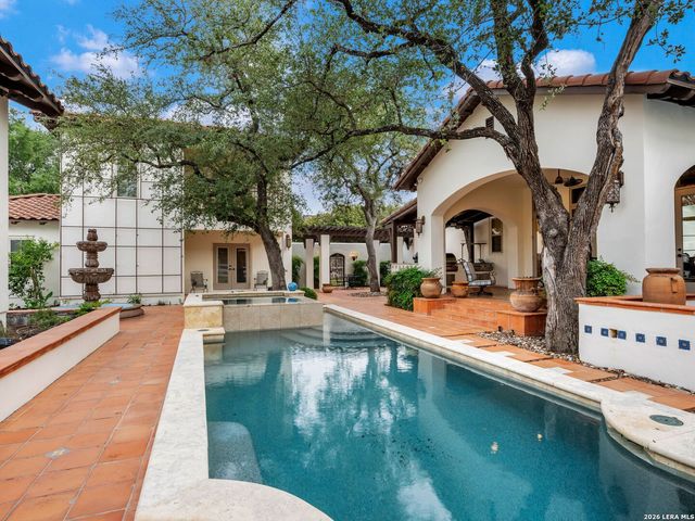 222 Farne Castle, Shavano Park, TX 78249