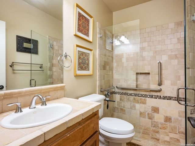 222 Farne Castle, Shavano Park, TX 78249