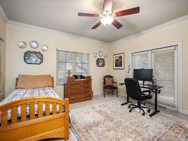 222 Farne Castle, Shavano Park, TX 78249