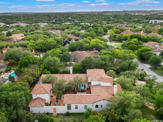 222 Farne Castle, Shavano Park, TX 78249