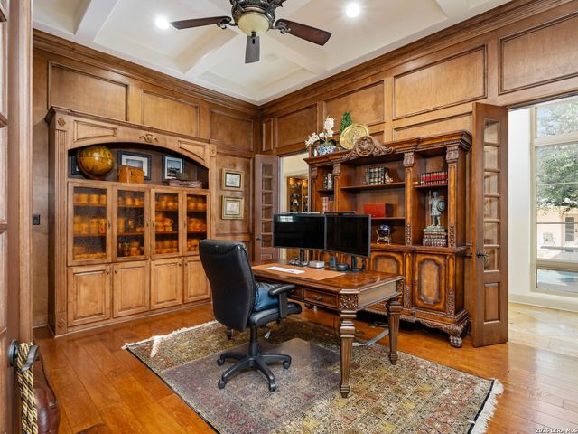 222 Farne Castle, Shavano Park, TX 78249