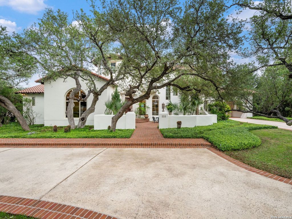 222 Farne Castle, Shavano Park, TX 78249