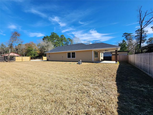 25982 Lantern Street, New Caney, TX 77357