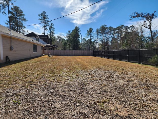 25982 Lantern Street, New Caney, TX 77357