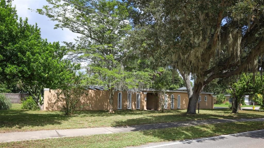 2065 DERBYSHIRE ROAD, Maitland, FL 32751