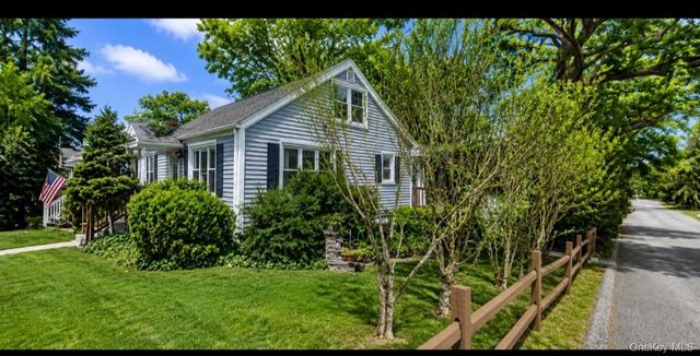 64 Crestwood Boulevard, Poughkeepsie, NY 12603