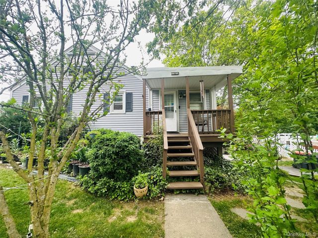 64 Crestwood Boulevard, Poughkeepsie, NY 12603
