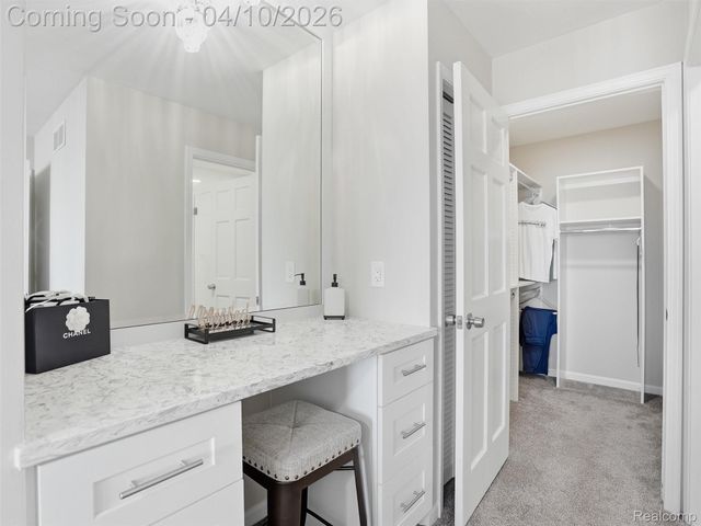 102 Lac Sainte Claire Drive, St. Clair Shores, MI 48082