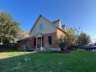 1309 Olander ST B, Austin, TX 78702