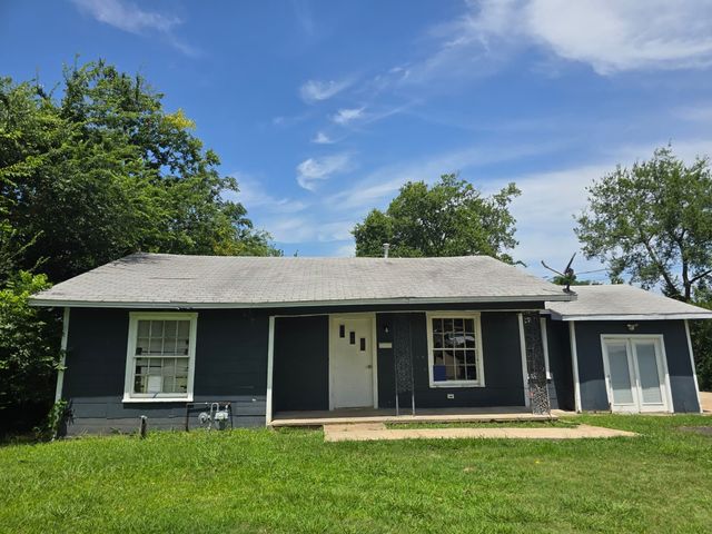 1021 Mulberry Street, Sulphur Springs, TX 75482