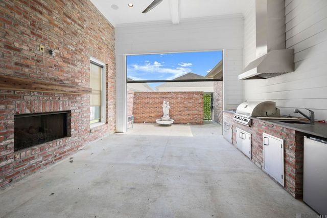 4955 Parkside Way, Gonzales, LA 70737