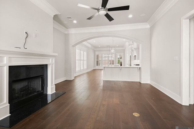 4955 Parkside Way, Gonzales, LA 70737