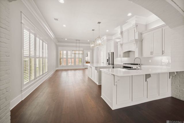 4955 Parkside Way, Gonzales, LA 70737