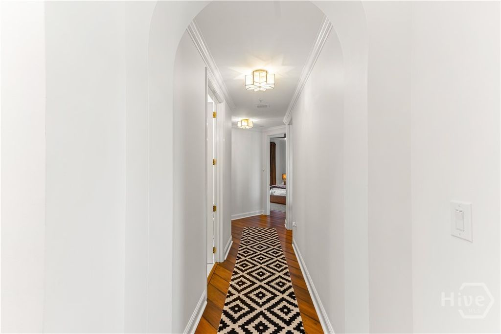 Image 33 of property listing at 8001 Us Highway 80 E 403, Savannah, GA 31410