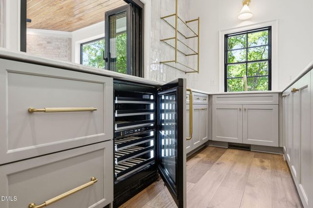906 N Blount Street, Raleigh, NC 27604