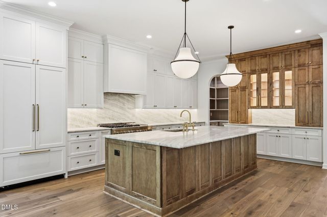 906 N Blount Street, Raleigh, NC 27604