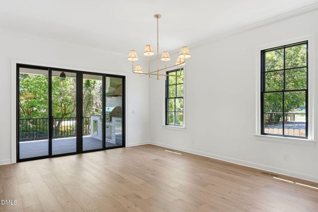 906 N Blount Street, Raleigh, NC 27604