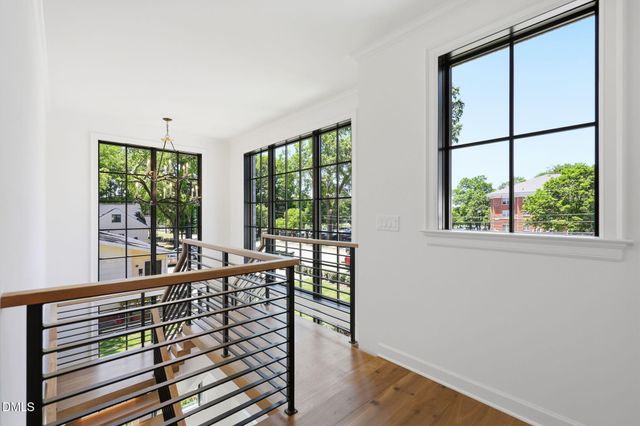 906 N Blount Street, Raleigh, NC 27604