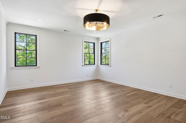906 N Blount Street, Raleigh, NC 27604