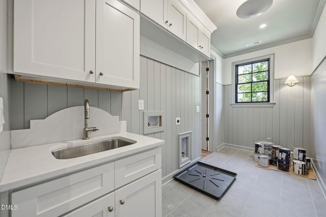906 N Blount Street, Raleigh, NC 27604
