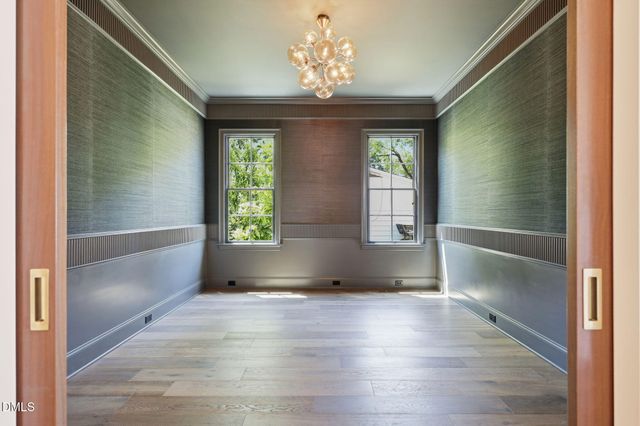 906 N Blount Street, Raleigh, NC 27604