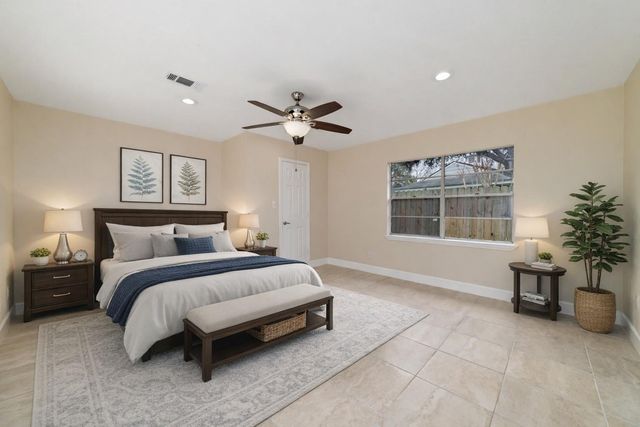 12607 Dermott Drive, Houston, TX 77065