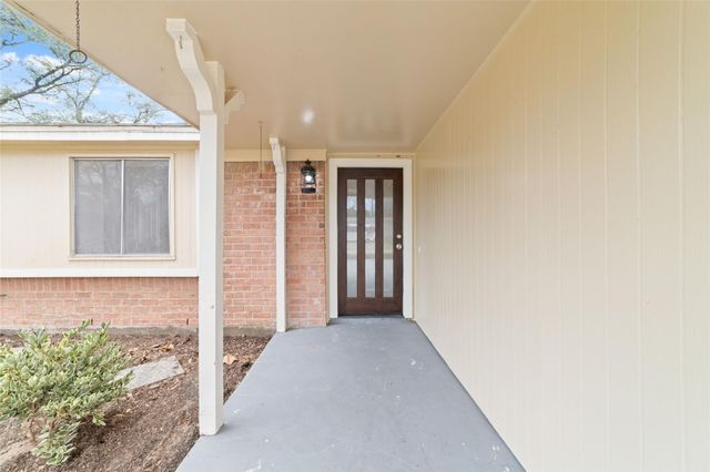 12607 Dermott Drive, Houston, TX 77065