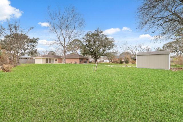 12607 Dermott Drive, Houston, TX 77065