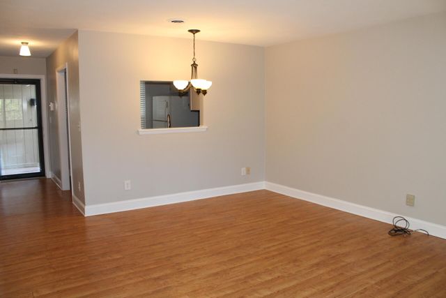 7016 Oak CT, Roanoke, VA 24018