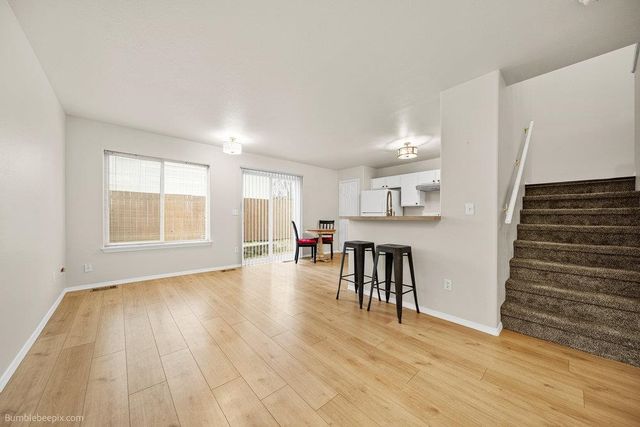11212 E 4th Unit D Ave, Spokane Valley, WA 99206