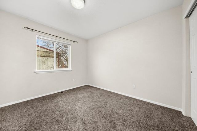 11212 E 4th Unit D Ave, Spokane Valley, WA 99206