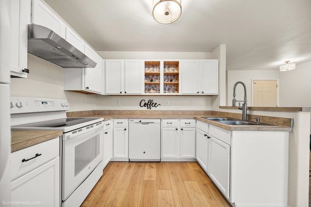 11212 E 4th Unit D Ave, Spokane Valley, WA 99206