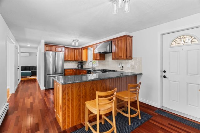 49 Martingale Lane, Plymouth, MA 02360