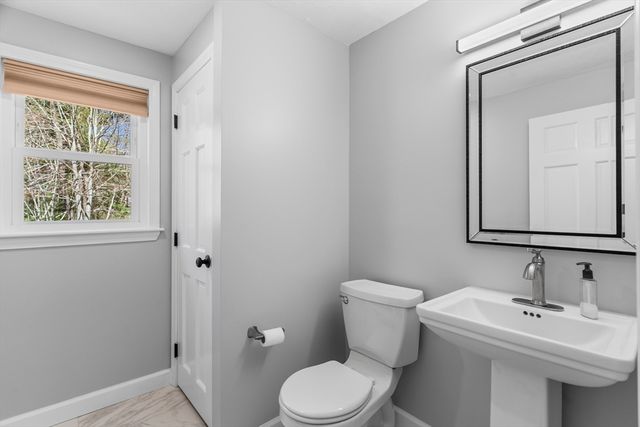 49 Martingale Lane, Plymouth, MA 02360