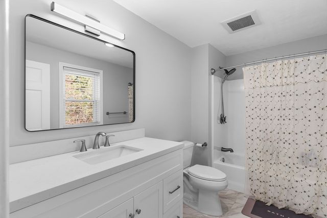 49 Martingale Lane, Plymouth, MA 02360