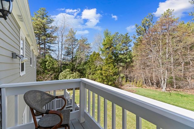 49 Martingale Lane, Plymouth, MA 02360