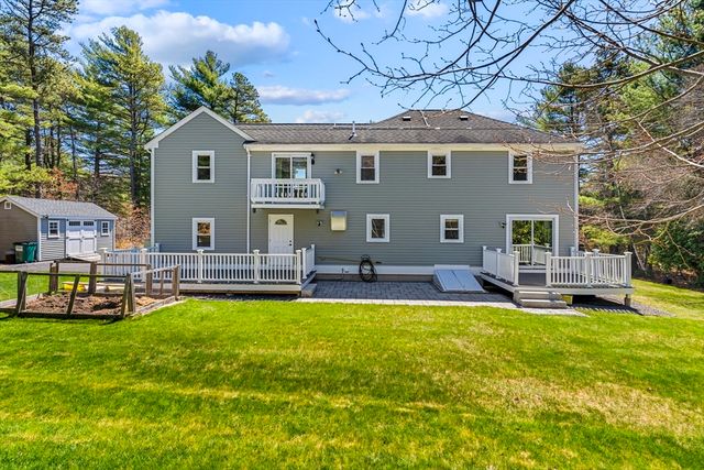 49 Martingale Lane, Plymouth, MA 02360