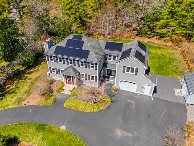 49 Martingale Lane, Plymouth, MA 02360