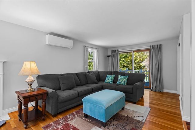 49 Martingale Lane, Plymouth, MA 02360