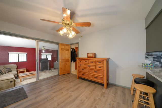 2323 Metzgar Road SW, Albuquerque, NM 87105