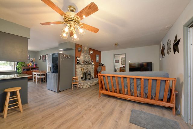 2323 Metzgar Road SW, Albuquerque, NM 87105