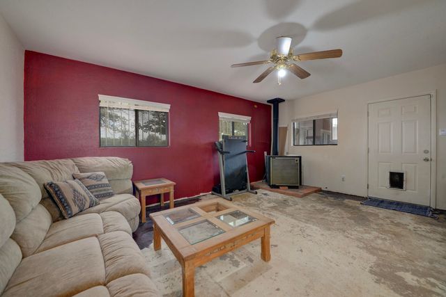 2323 Metzgar Road SW, Albuquerque, NM 87105