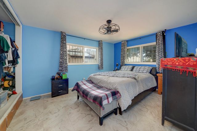 2323 Metzgar Road SW, Albuquerque, NM 87105