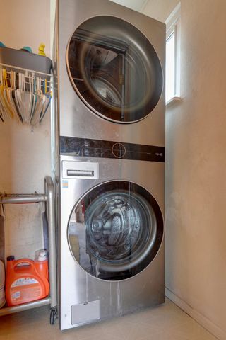 2323 Metzgar Road SW, Albuquerque, NM 87105