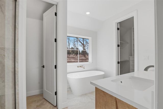 8021 Sacred Forest, Arcadia, OK 73007