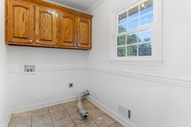 112 Shoally Park Drive, Boiling Springs, SC 29316