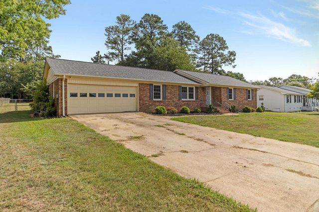 112 Shoally Park Drive, Boiling Springs, SC 29316