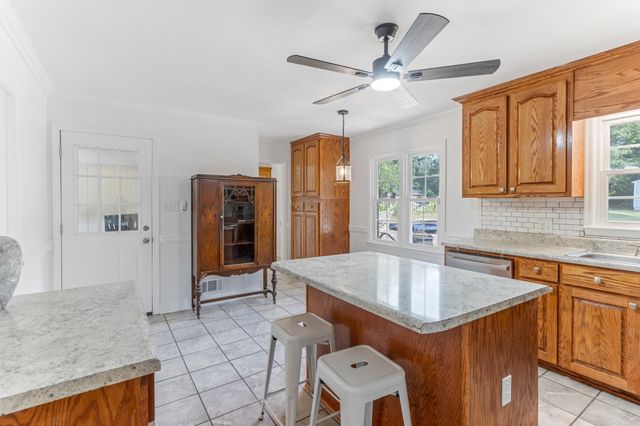 112 Shoally Park Drive, Boiling Springs, SC 29316